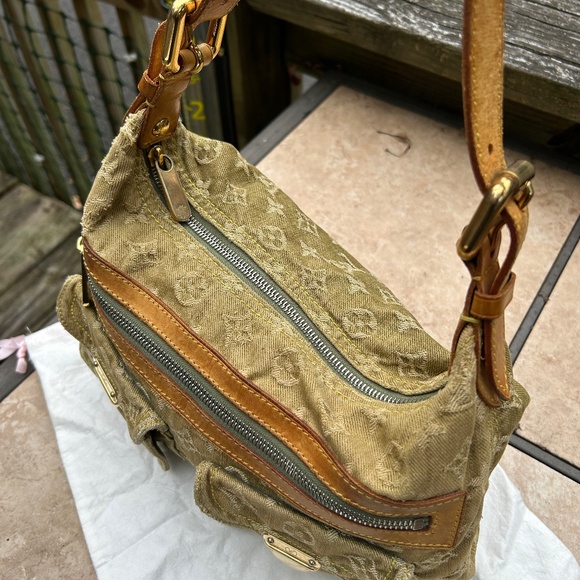 💚💚 RARE  RETIRED authentic Louis Vuitton LICHEN green denim, baggy pm - Picture 9 of 16